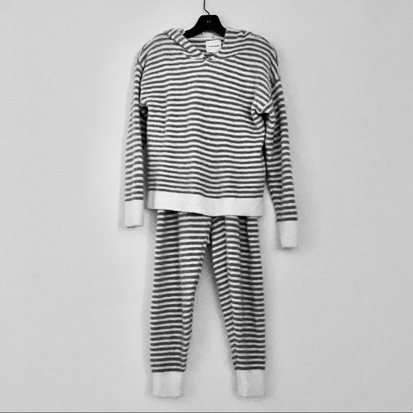 Striped Sweatsuits Lounge Set - Picture 3 of 14
